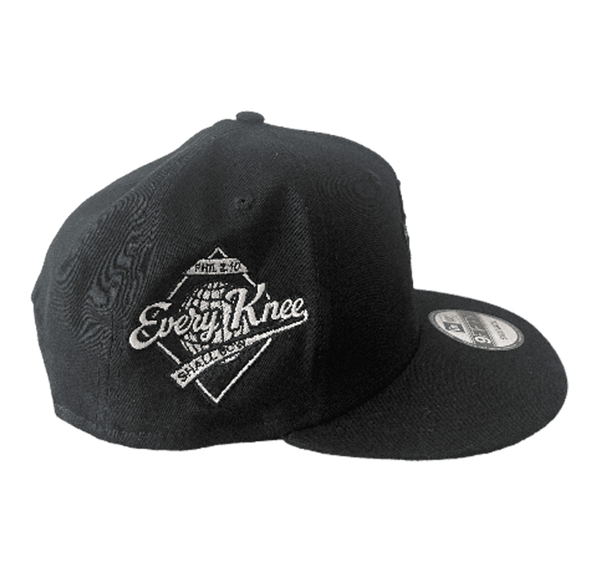 Cross Snapback - Black